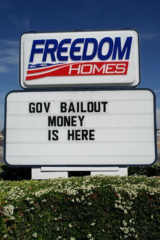 Bailout Money - Bildquelle: Wikipedia / Alex Proimos